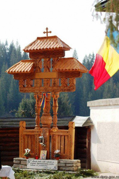 547432_558062304214792_1949052666_n