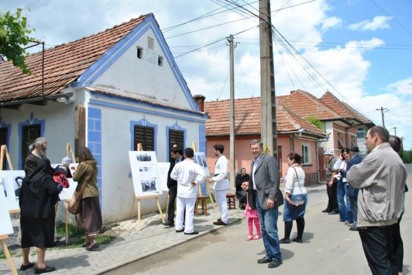 430985_445947902163127_750948121_n