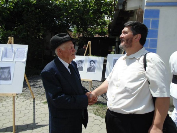 970197_446174898807094_1181449785_n