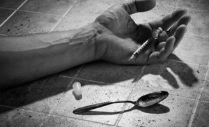 drogurile-legale-se-transforma-in-profituri-frumoase-pentru-comercianti-si-lupta-cu-moartea-pentru-consumatori-176178