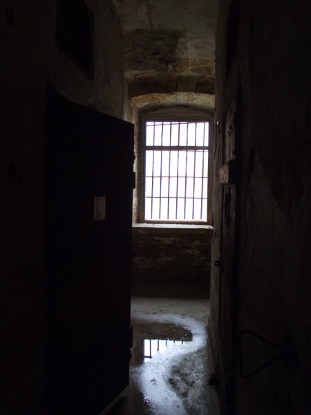 reduit izlolator culoar 4