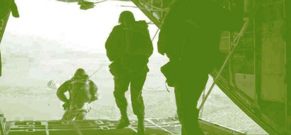 afis parasutisti 2014 - Copy