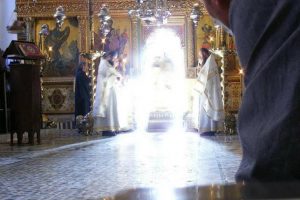 Altar-in-rasarit-de-soare