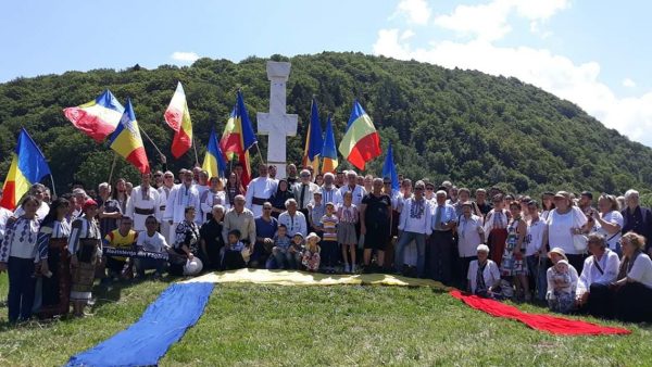 67415830 904935513200594 5859580322374483968 n 600x338 - Luptătorii anticomuniști Făgărașeni, comemorați la Sâmbăta de Sus