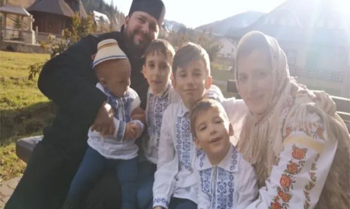 FB_IMG_1660191780435